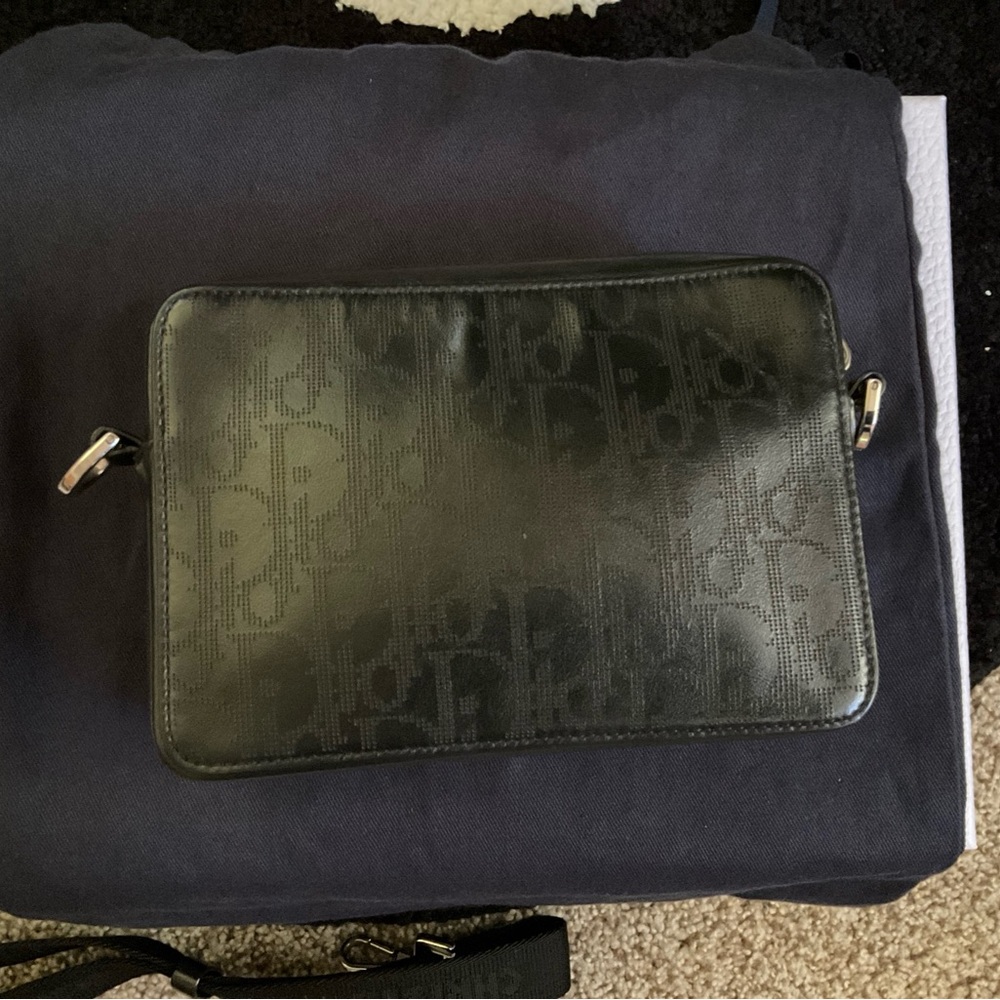 Dior men’s pouch with strap - Picture 5 of 8